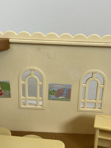 Sylvanian Families Berry Grove School with Furniture and Stairs Calico Critters - Picture 9 of 10