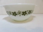 Vintage Pyrex cinderella 1 1/2 pt crazy daisy white with green bowl made in USA