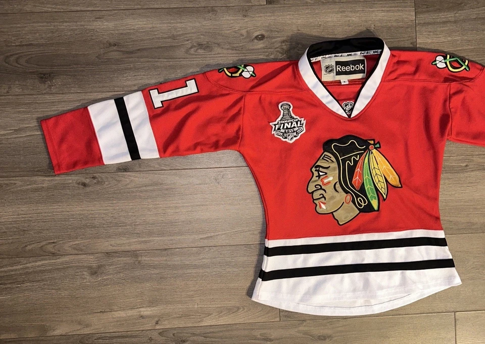 Reebok NHL Marian Hossa Chicago Blackhawks 2015 Stanley Cup Jersey Womens Medium - Image 3 of 4