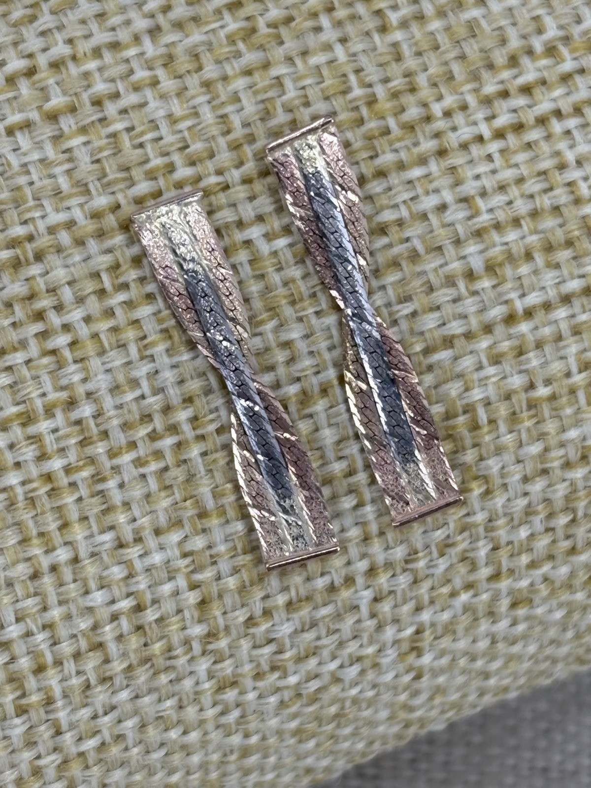 Picture 2 of 11