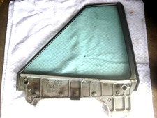 1966 1967 Lincoln Continental Coupe 14 Window Right Side Quarter Glass 1966 1967 Lincoln Continental Coupe 14 Window Right Side Quarter Glass