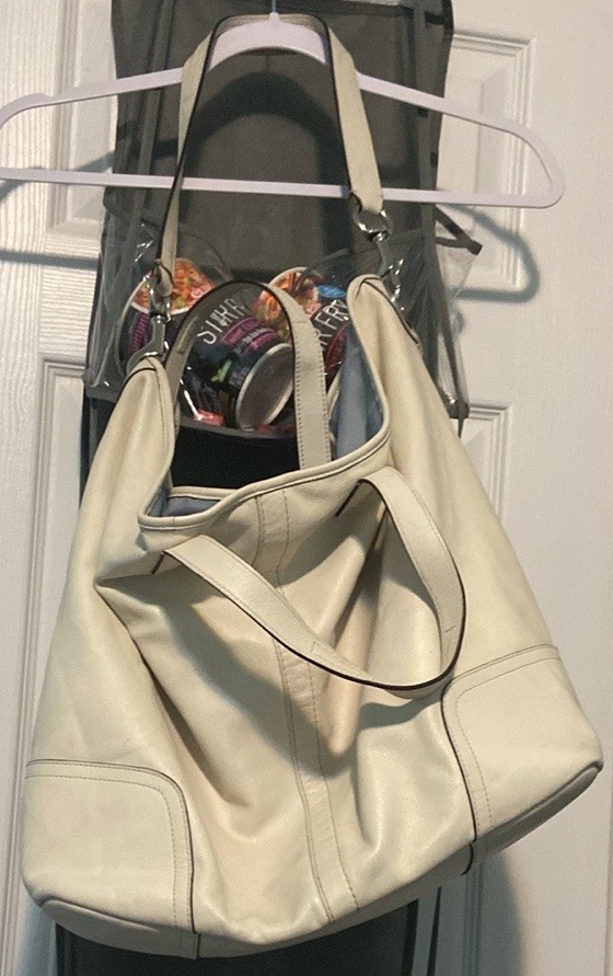 Coach Hadley Large Cream Leather Slouch Shoulder Bag F28915. Great