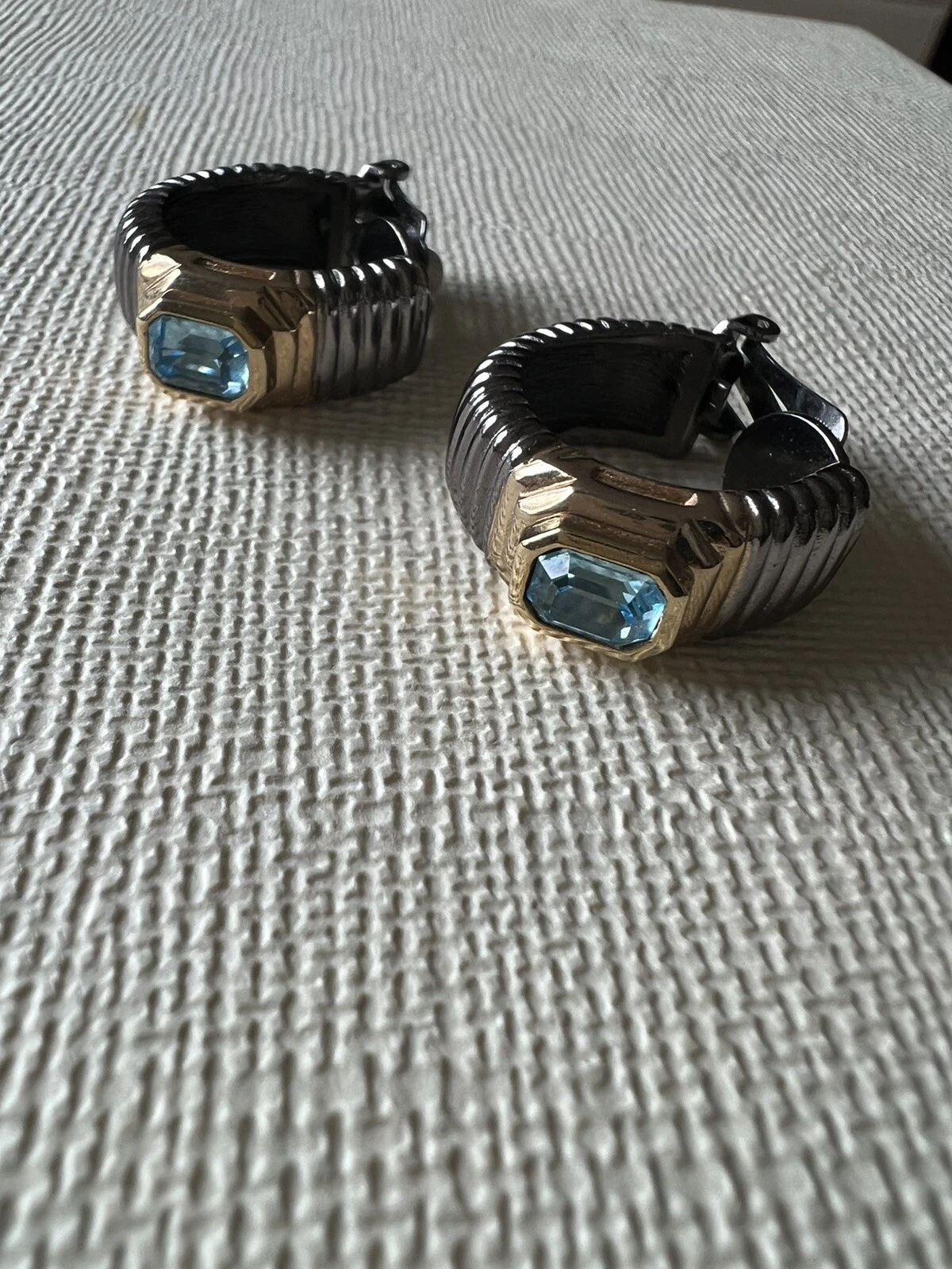 Clips d'oreilles bijoux Christian DIOR bijoux fantaisie vintage véritable plaqué or TOP !!