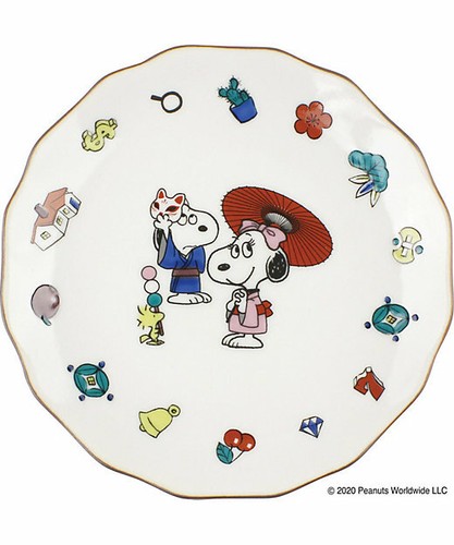 Snoopy In Ginza Limited Edition Kutani Seal Flower Shaped Plate 2 Japan Ebay