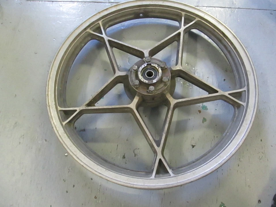 1979 - 1982 SUZUKI FRONT WHEEL 54111-45101-12U ( 119 X 1.85 ) STRAIGHT - Image 3 of 4