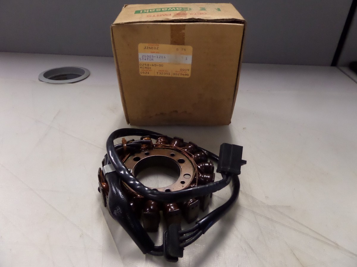 satosugaページ Kawasaki OEM Stator 1990-2000 ZX600 Ninja ZX-6 Ninja ZX-7 Ninja ZX