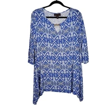 Dana Buchman Women tops sz XL Blue & white tunic scoop neck chain accent