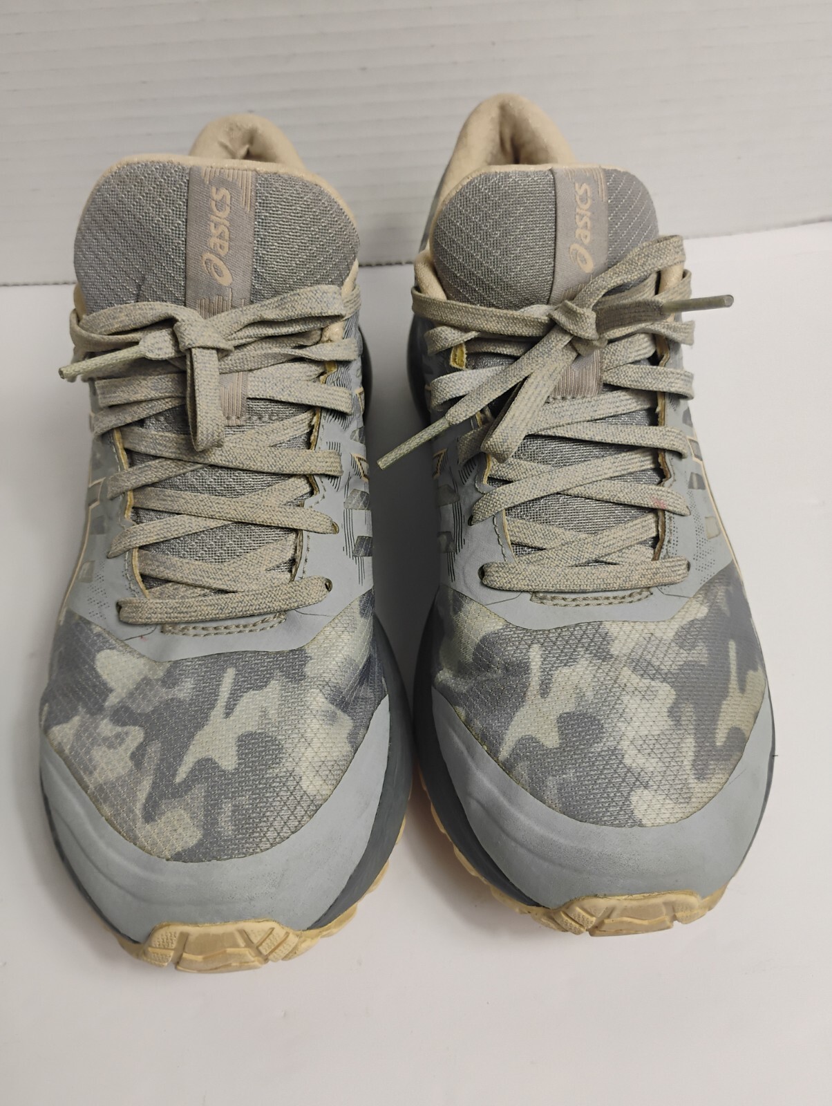 ASICS Womens Size 7 Gray Amplifoam Sneakers Lightweight Comfort