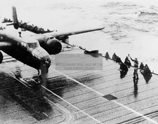 B-25 MITCHELL AIRCRAFT USS HORNET TOKYO RAID 1942 11X14 PHOTO