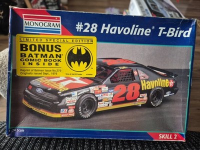 Monogram 1/24 Model Kit 28 Havoline T Bird Bausatz No2430