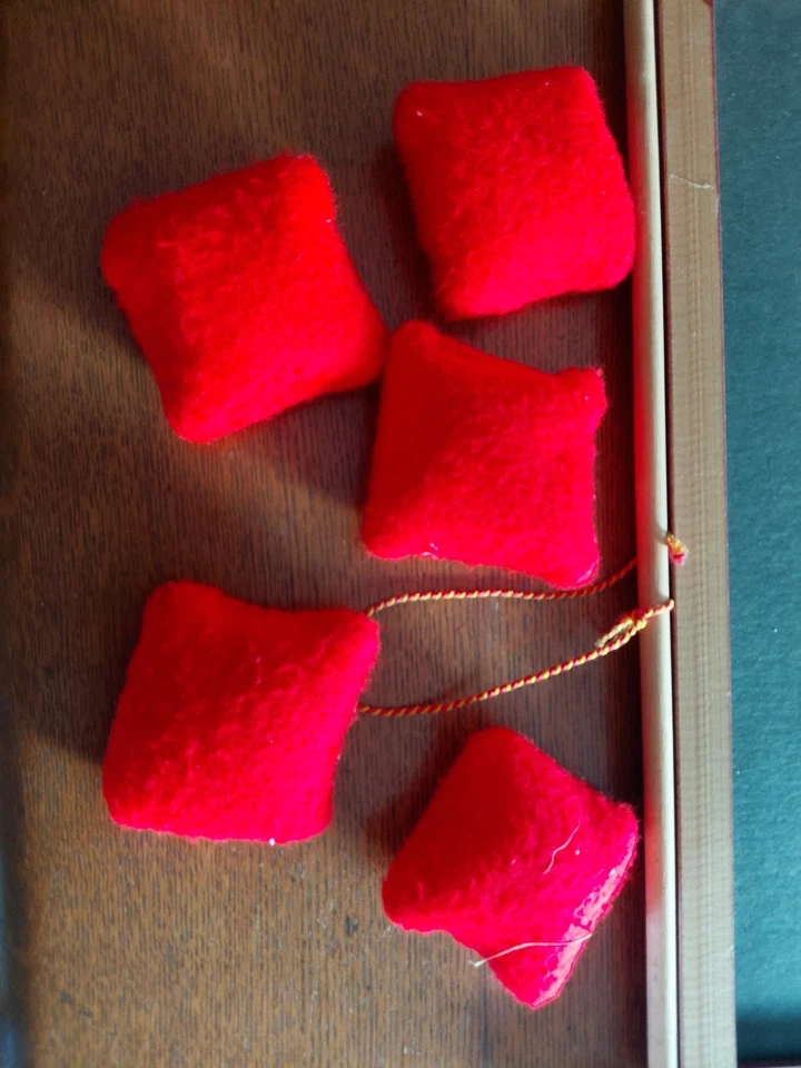 Vintage Clown Bean Bag Toss Game Board with Swing Frame Foto 4 de 4