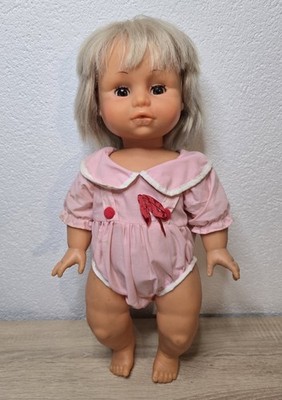 Nette Kunststoff Puppe Furga Doll 48 cm Schlafaugen Sammler Vintage 