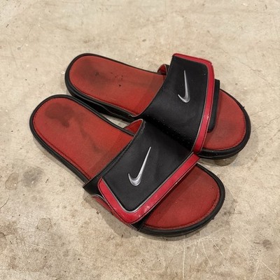 Nike Comfort Slide Sandal Mens 11 Red Black 415205-600 Metallic Logo  *WORN*