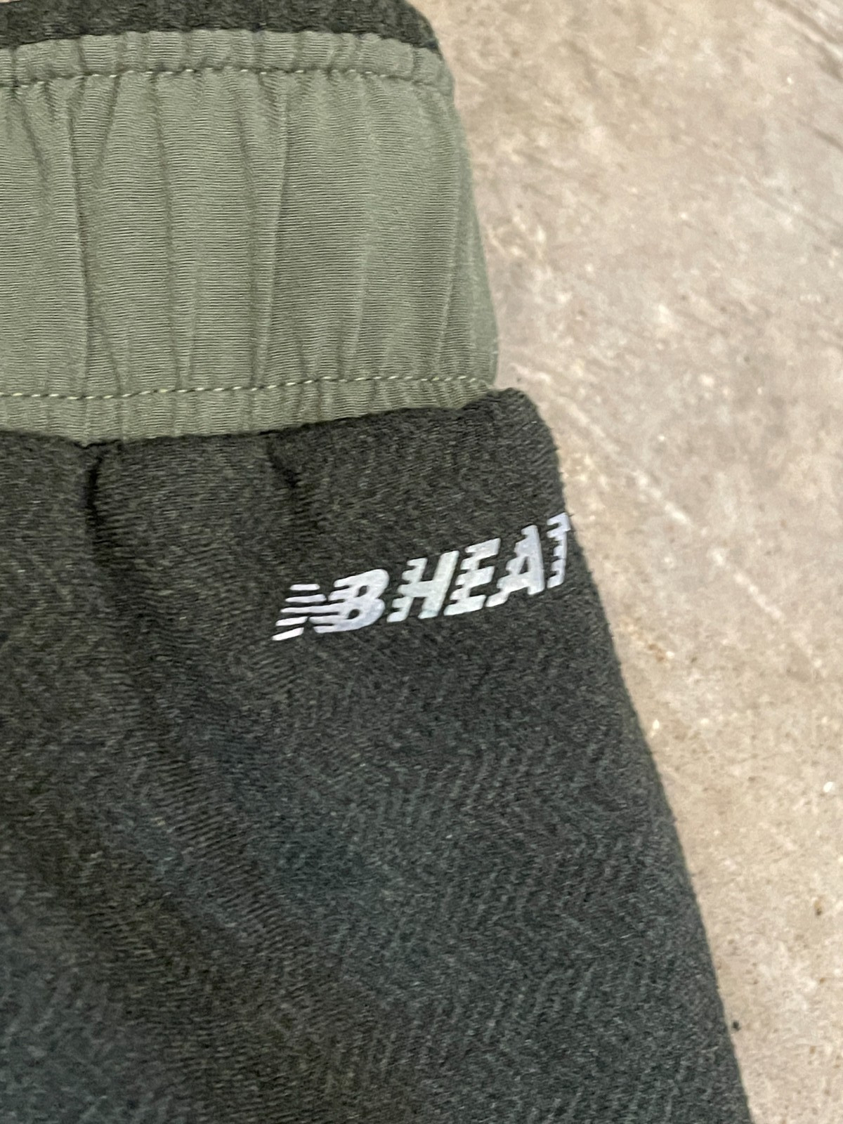 New Balance RC NB Heat Joggers Mens M Green Tapered Thermal Running Sweatpants thumbnail 4