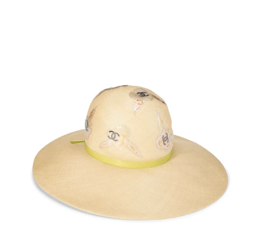 CHANEL BEIGE STRAW CAMELIA MOTIF HAT