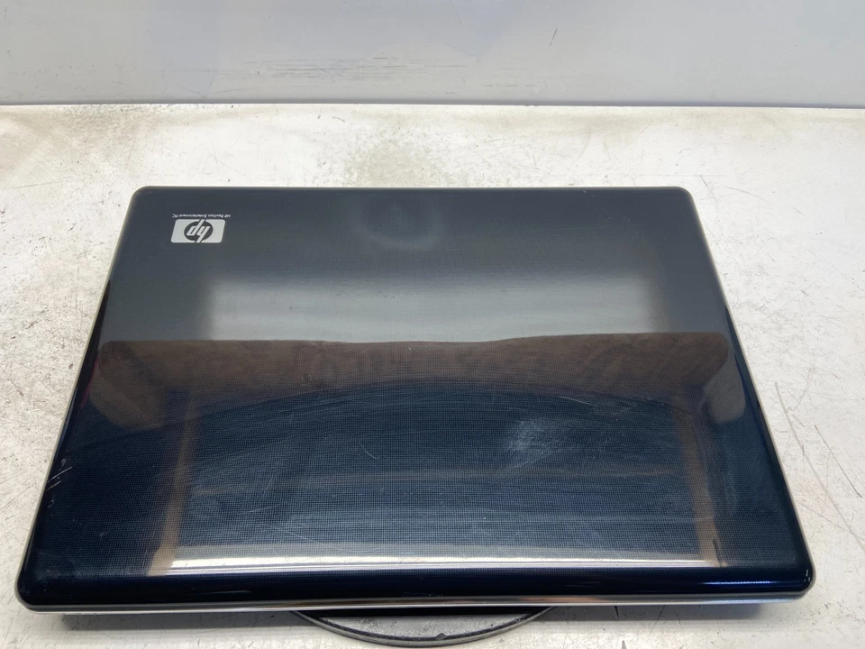 HP Pavilion DV7-1130US AMD Turion X2 RM-70 2000MHz 4 GB SIN HDD - PARA REPUESTOS Foto 2 de 4