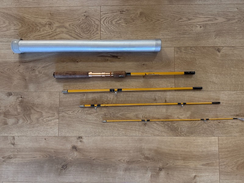 Vintage Eagle Claw Wright & McGill G4MU-75 travel rod