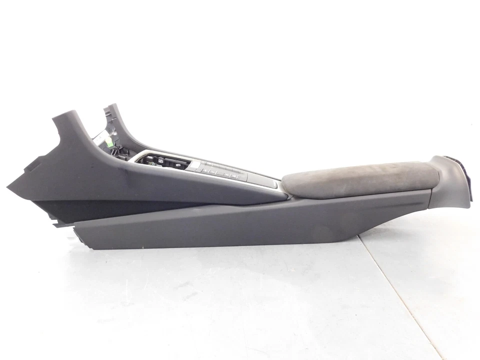 2016 Porsche 981 Cayman GT4 Center Console / Controls / Armrest #7669 I5 - Image 2 of 4