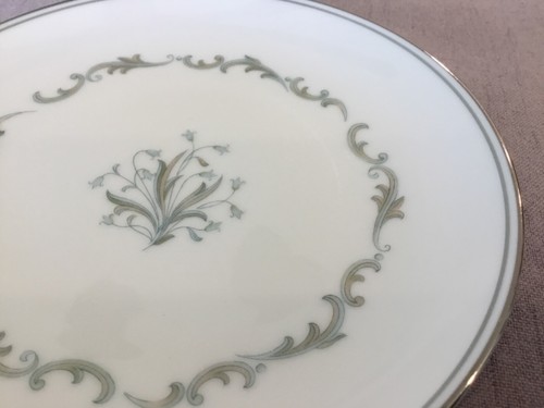 Chaumont by Noritake BREAD & BUTTER PLATE, Blue/Gray Scrolls, Platinum Trim - Picture 2 of 4