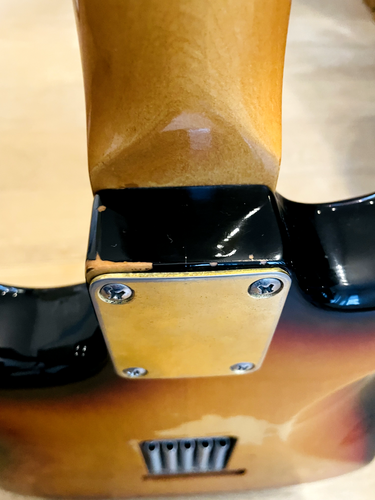 1991 Fender Vintage Stevie Ray Vaughan Stratocaster Sunburst manche Brésilien - Afbeelding 7 van 24