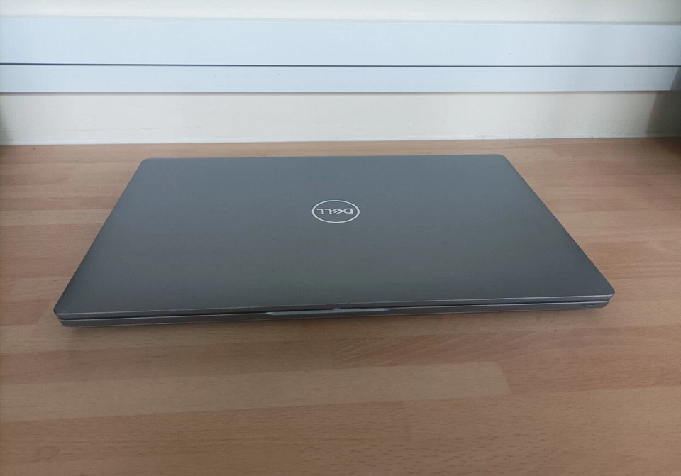 Dell Latitude 5430 · i5-1245U · 16GB · 1TB, photo 2 of 5