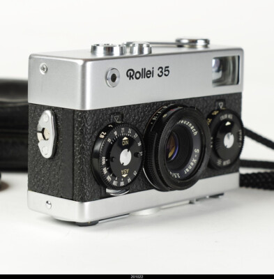 Rollei 35 Chrom 35mm Film Camera Schneider S Xenar 40mm F/3.5 Lens