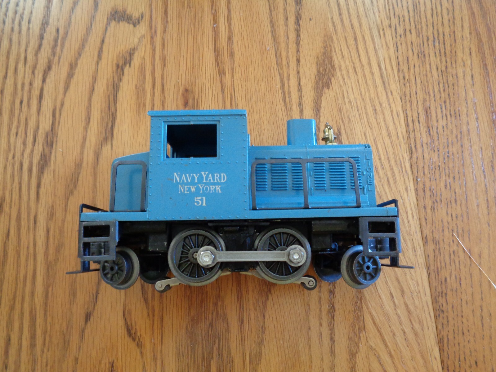 Picture 3 of 6