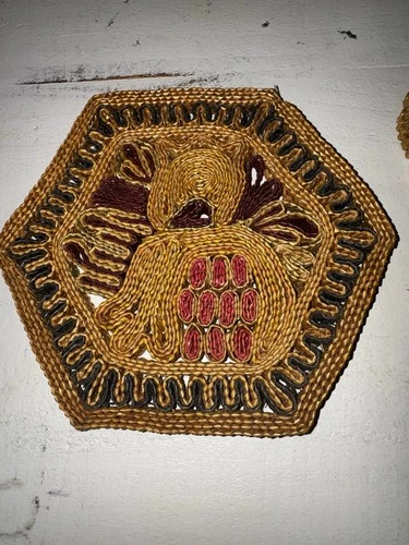 Set of 2 Vintage Raffia Trivets Straw Woven Boho Multicolor Decor 70’s MCM Art image 4
