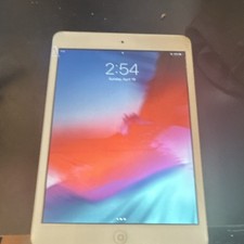 Apple iPad 256GB 12.9in Wi-Fi Tablet Silver iOS Touchscreen Used