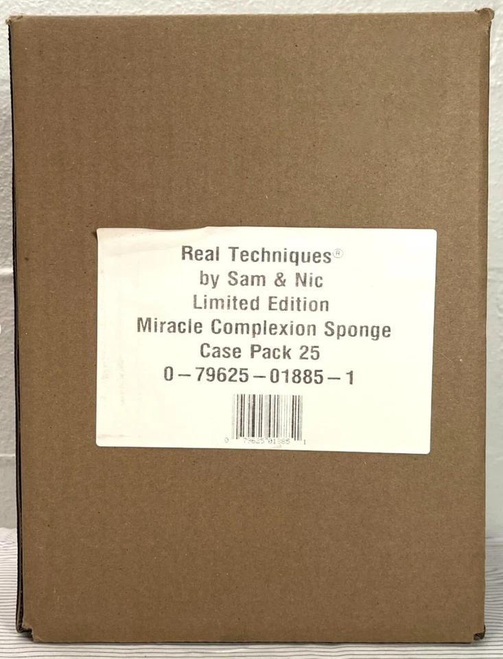 Estuche de 25 Esponja Mezcladora Real Techniques Miracle Complexion Base 3 n 1 Foto 2 de 4