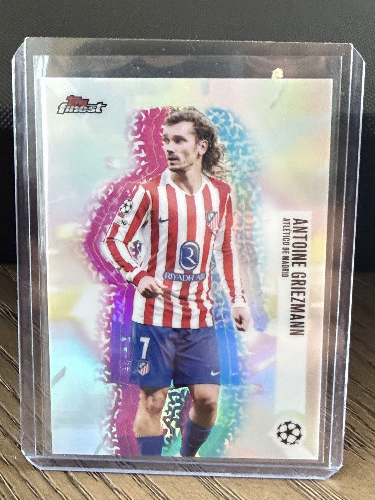 2025-26 Topps Finest UEFA Antoine Griezmann Hologlow Variation Atletico Madrid