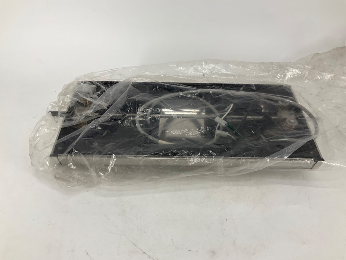 International Left Side Heated Mirror – NOS, No Box – OEM 2503925C92