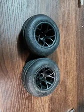 Pro-Line The Edge PRO-95 Truck Tires On Wheels