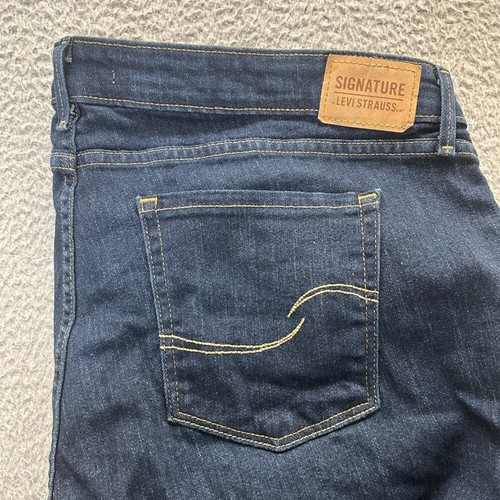 Signature Levi Strauss Mid Rise Bootcut Jeans Womens 20M Blue W35 L32 Denim - Picture 6 of 16