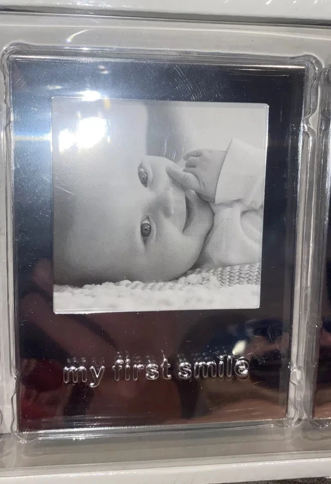 Juego de 3 marcos de fotos para guardería de bebé Carters nuevo en caja primer tono plateado del bebé Foto 3 de 4