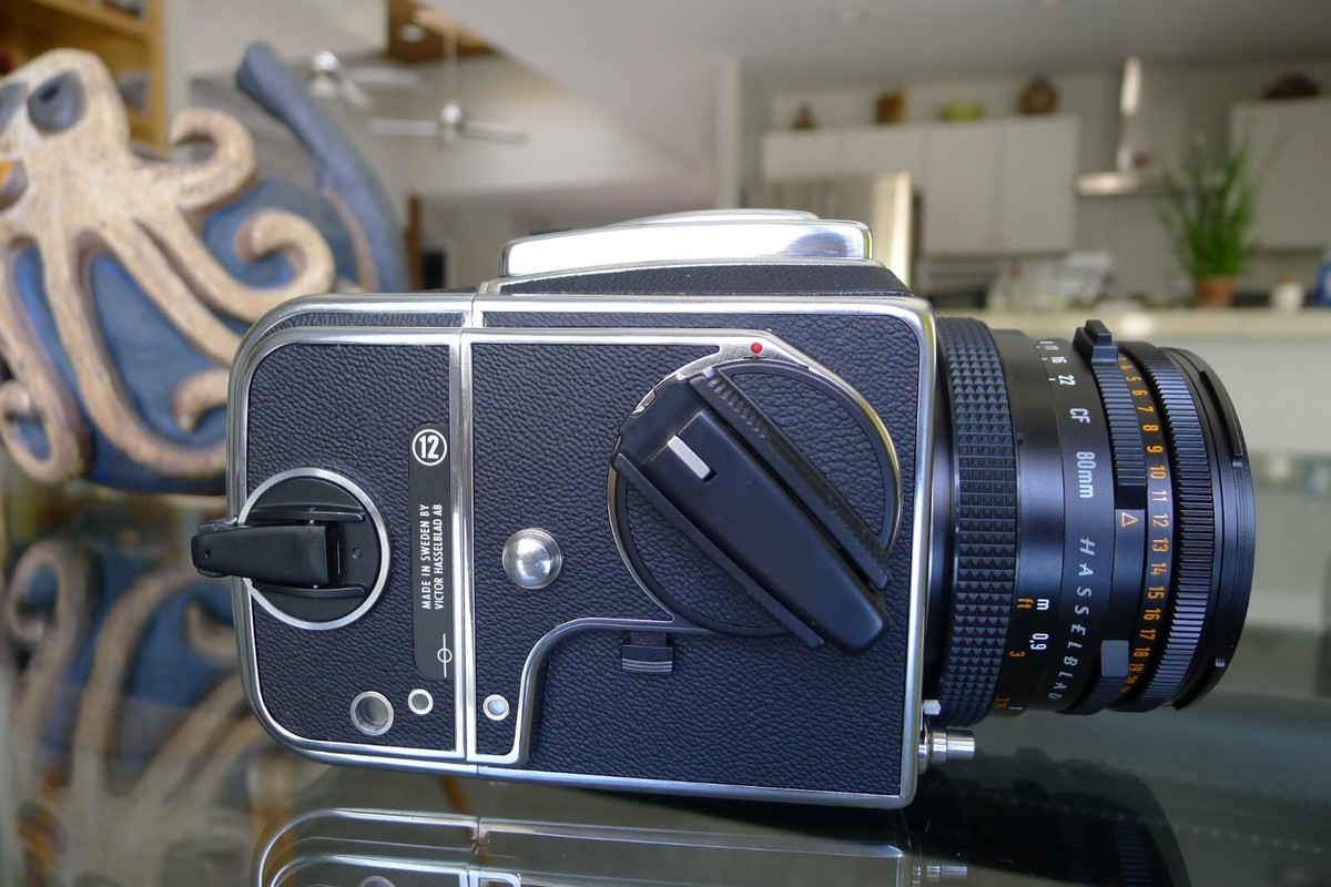 HASSELBLAD 500C/M 80MM CF f/2.8 T* A12 Classic Exc++++ Mint