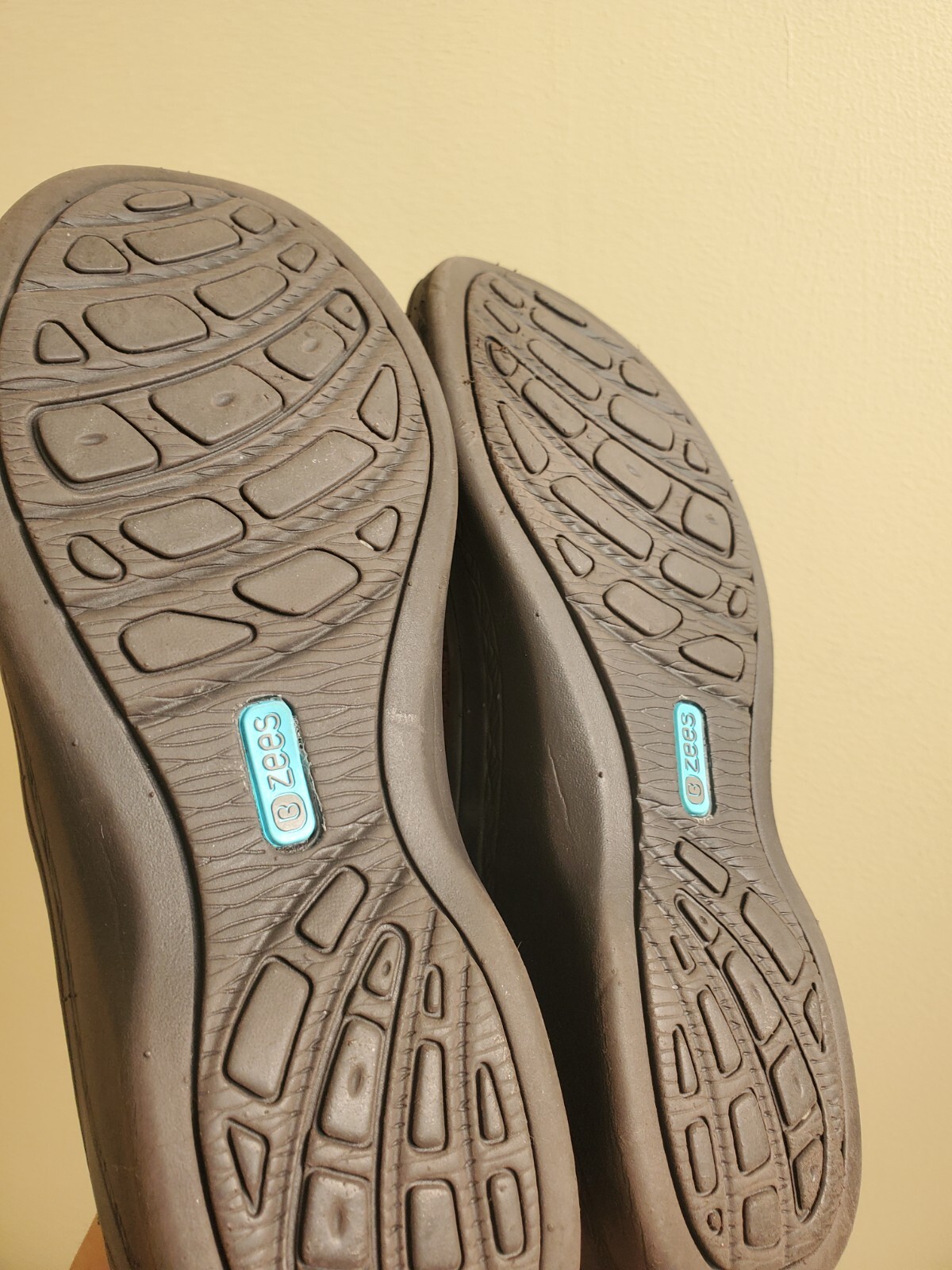 bzees shooties