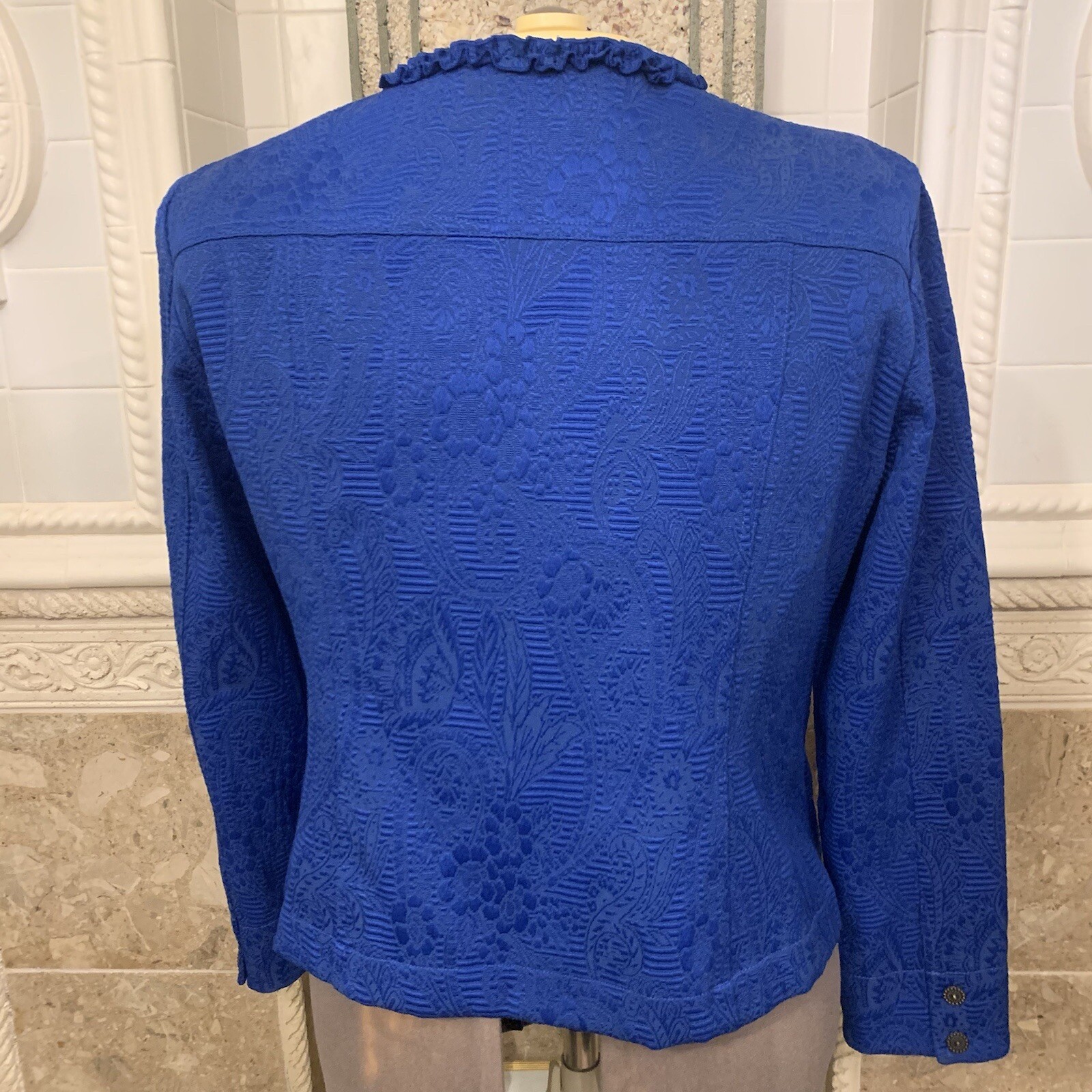 Ruby Rd.  Size 16.  Zip Up.  Ruffled Jacket.  Lon… - image 5