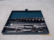Vintage Giller 1/4" Drive Lot, Ratchet, Breaker Bars, Extension & 10 Sockets