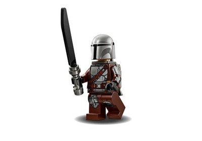 LEGO Star Wars The Mandalorian, Jetpack und offizielles LEGO Darksaber aus 75410