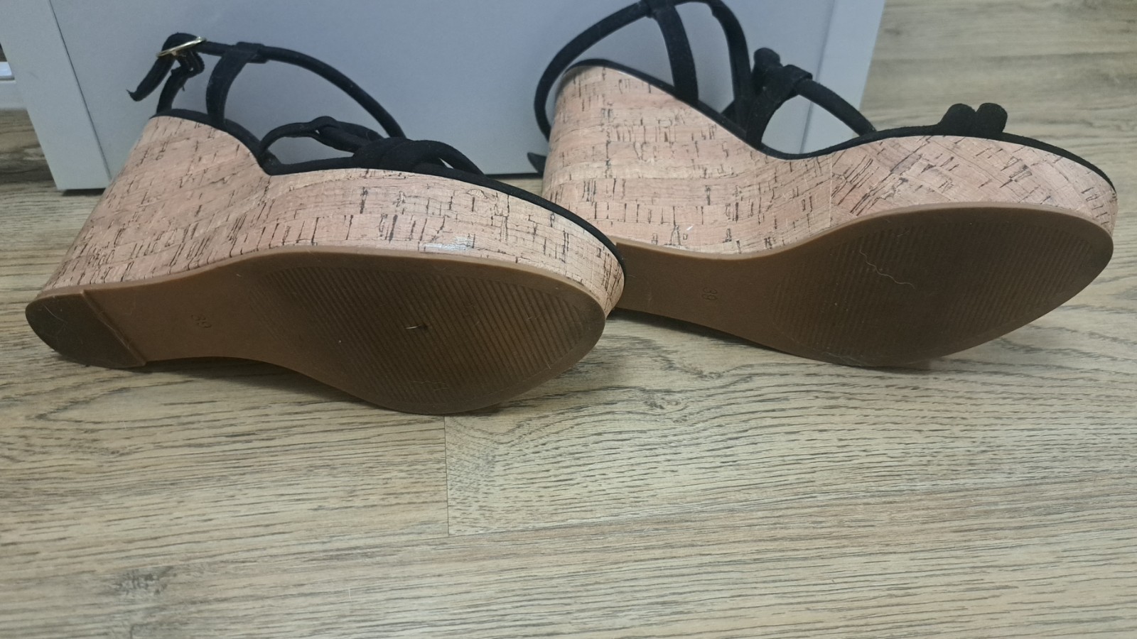 H & M Black Cork Wedge Platform Shoes Size 39 8.5 thumbnail 4