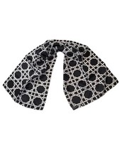 Vera Neumann Scarf Vintage White Black Basket weave No Tag Rectangle 43  x14  