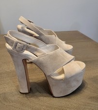 ALICE  OLIVIA Stacey Bendet sz 36 nude suede platform shoes sandals
