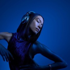 Bose QuietComfort Ultra Bluetooth Wireless Noise Cancelling Headphones Blue  AUS — image 2