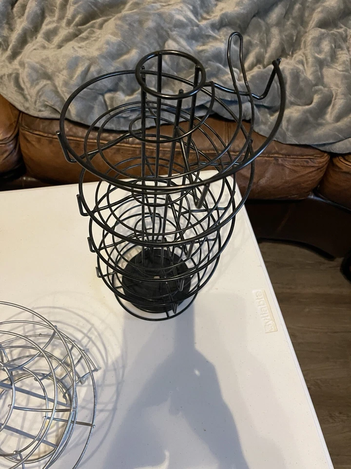 Вращающаяся спиральная металлическая стойка-диспенсер для яиц, дисплей для хранения черный - Изображение 2 из 3