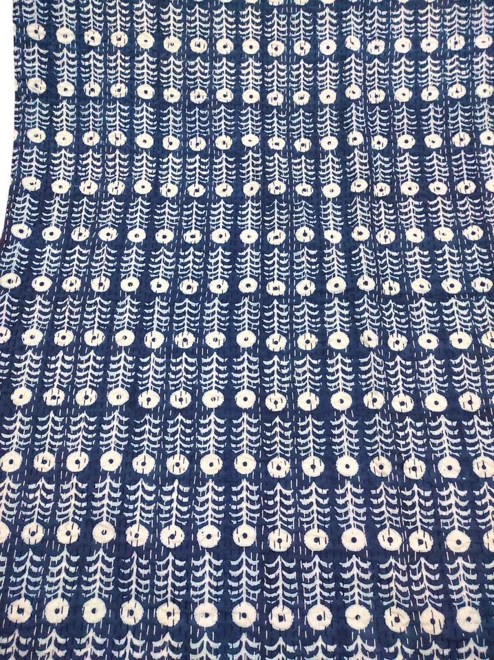 Colcha de algodón india Kantha con estampado de bloques hecha a mano para ropa de cama Foto 4 de 4