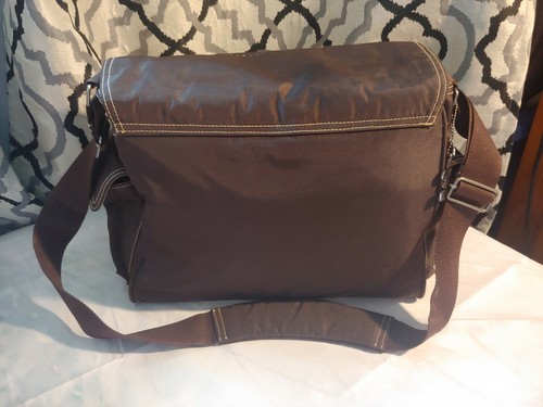 New Kalencom Kelly Messenger Diaper Bag Screened Brown Fleur De Lis - Picture 8 of 10