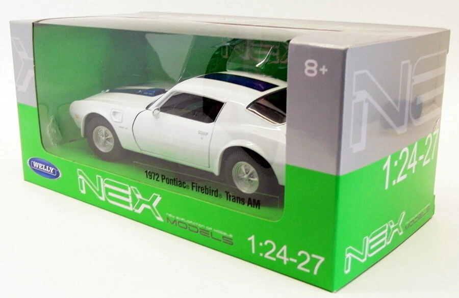 Welly 1/24-27 Scale 24075W - 1972 Pontiac Firebird Trans Am - White/Blue - Image 4 of 4