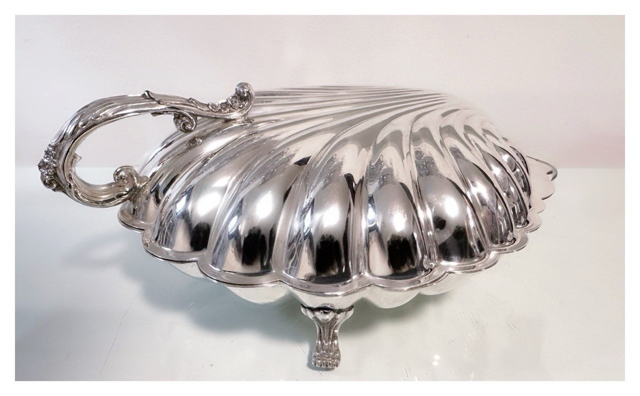 Sheffield Silver Co. Vintage 1950 13” Claw Foot Hinged Clamshell Serving Dish