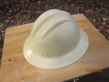 VTG BULLARD FIBERGLASS FULL BRIM HARD HAT W/SUSPENSION, NICE SHAPE! CREAM WHITE